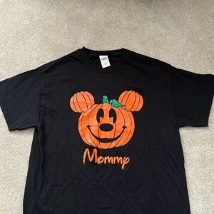 Mickey Mouse Walt Disney world Halloween pumpkin MAMA graphic t shirt